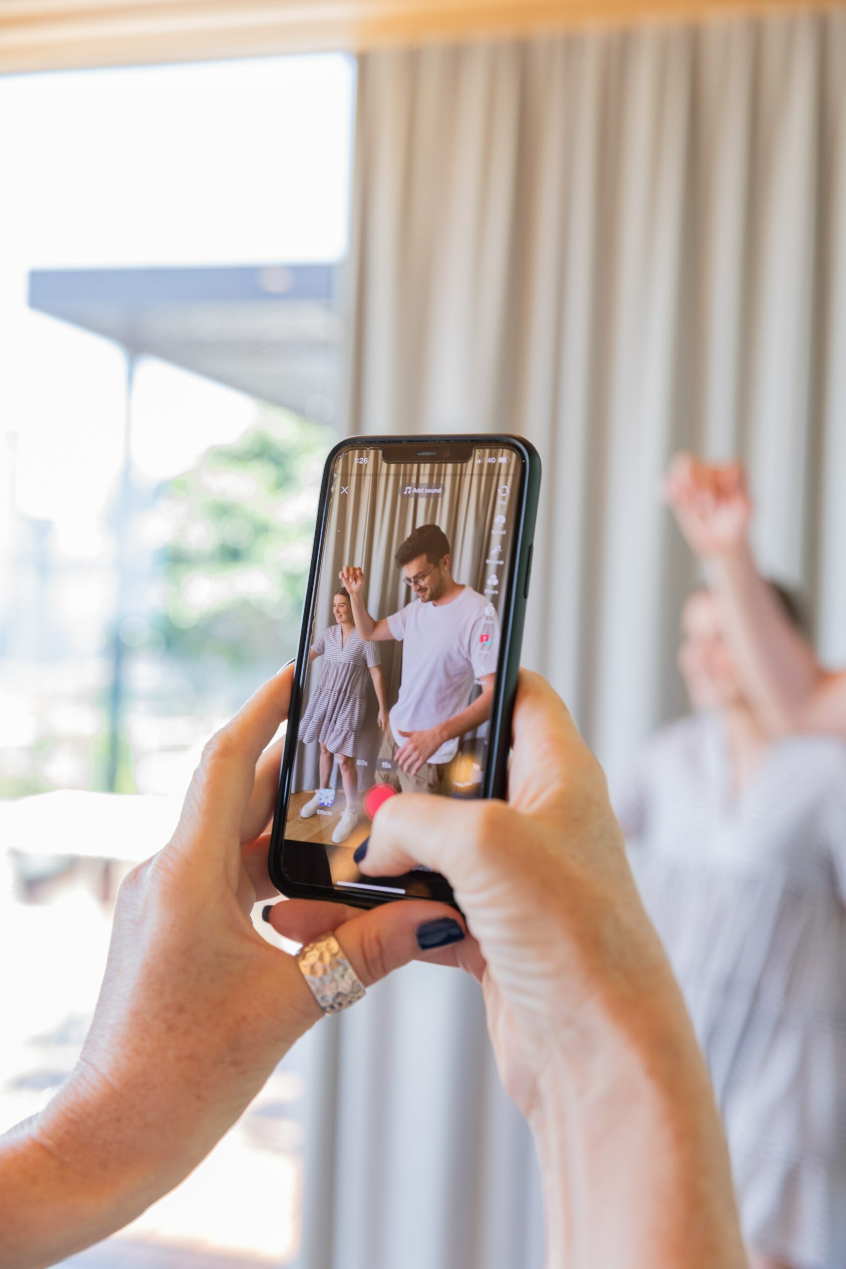 SEO en TikTok: Estrategias para Posicionar tus videos al máximo